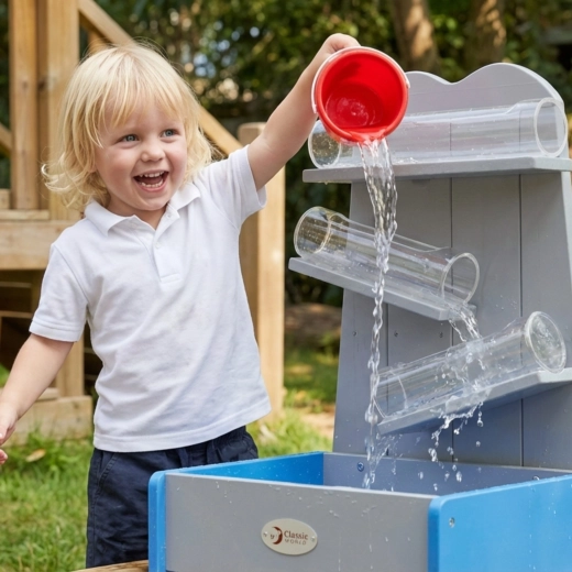 Stable wooden construction for outdoor use