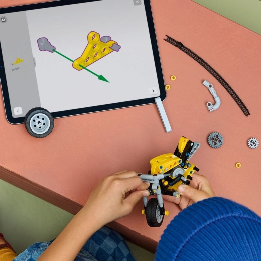Smart building with the LEGO Builder app