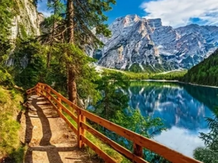 Diamantmalerei – Pfad am Bergsee 30 × 40 cm