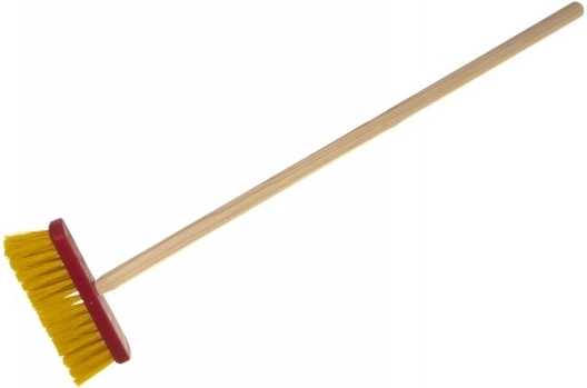 Teddies rødt kosteskaft til børn med træhåndtag