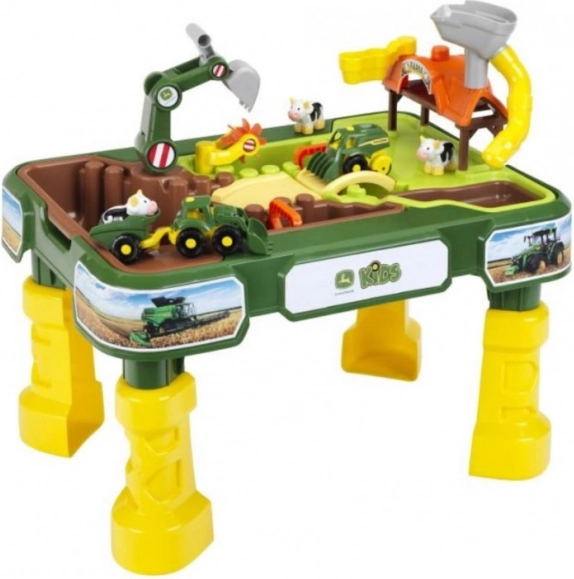 Tavolo da gioco per bambini nella fattoria