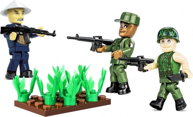 Building Set – Vietnam Figures: Three Soldiers with Accessories