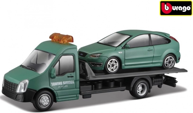 Model of Bburago Tow Vehicle with Ford Focus ST in 1:43 Scale