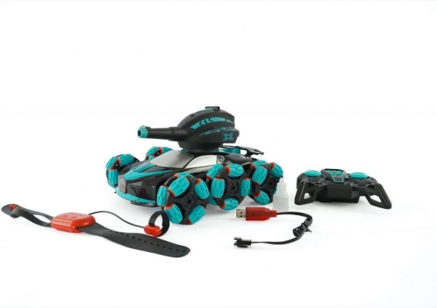 DRIVERO Wyścigowe auto RC z opryskiem i strzelaniem