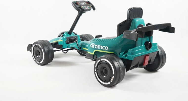 Kart à pédales ASTON MARTIN vert