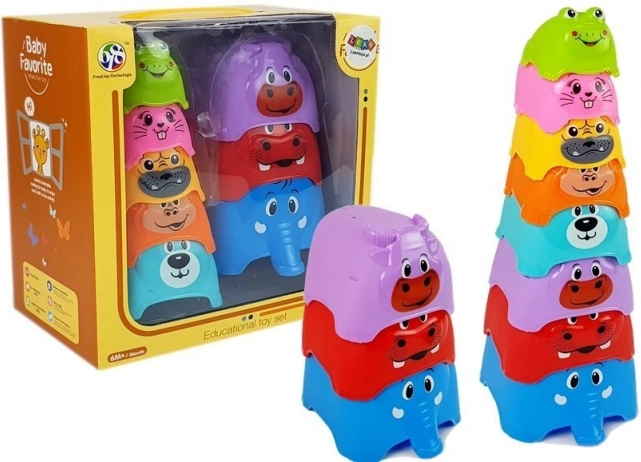 Piramide met plastic bekers voor baby Diertjes