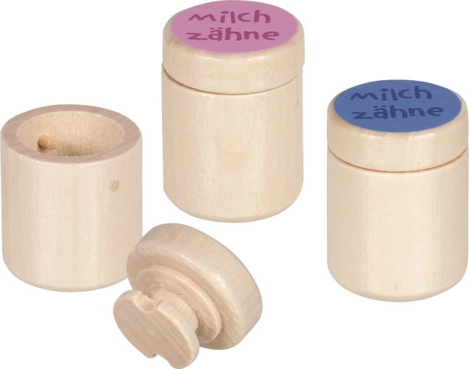Drewniane pudełeczko na mleczne ząbki GOKI – różowe