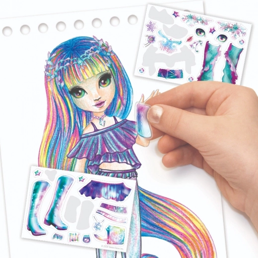 Easy decorating with included stickers