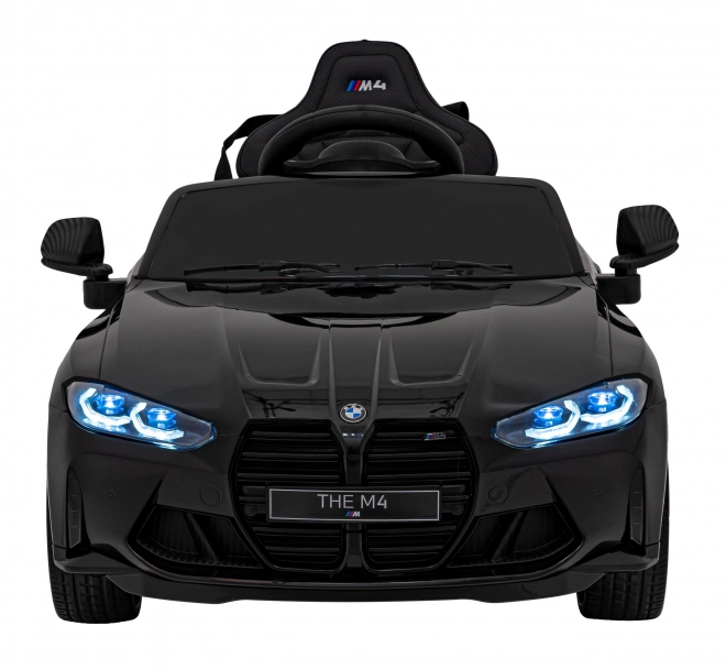 BMW M4 Biele Vozidlo – Čierne