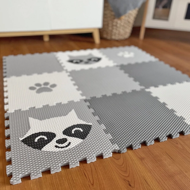 Minideckfloor Play Mat - Raccoon and Paw Design