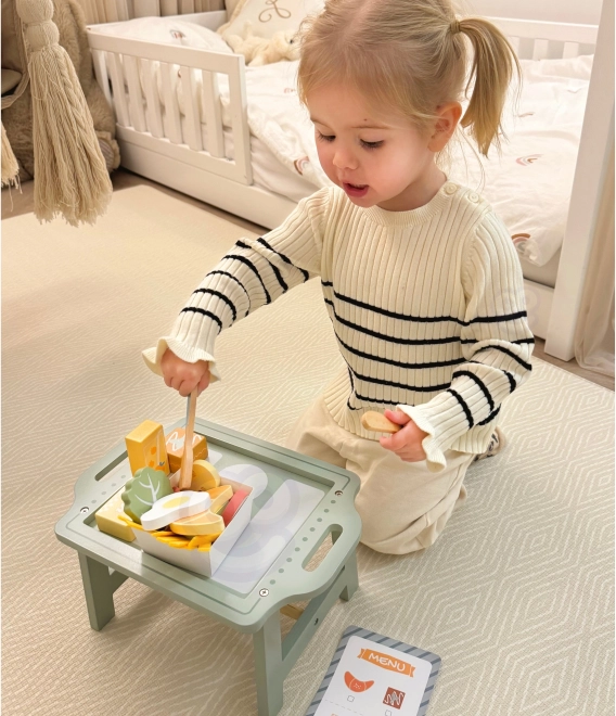 Set Colazione Woopie Green con Vassoio e Accessori in Legno Pastello
