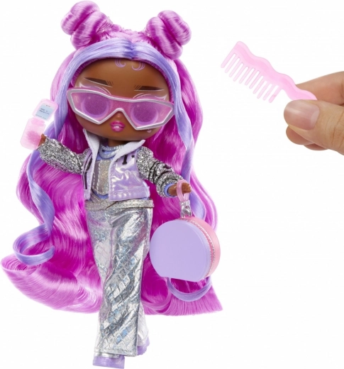 Fésülhető és formázható haj