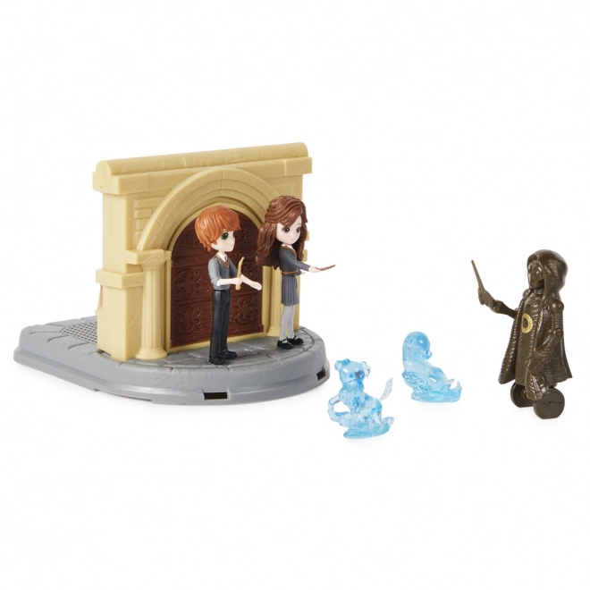 Harry Potter Room of Requirement Playset with Figures