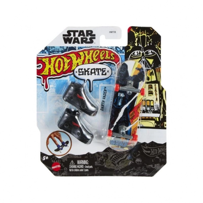 Hot Wheels Fingerboard and Skate Shoes Set – Transformers - Starscream