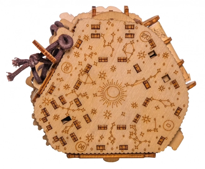 Blackbeard's Compass 3D Wooden Puzzle by EscapeWelt