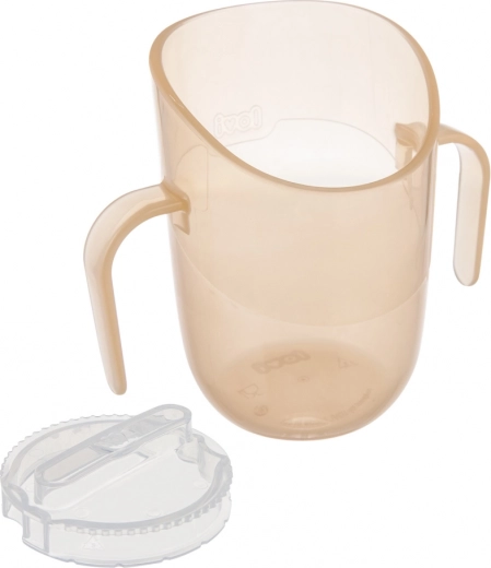 A gyermekkel együtt növekszik: a tanulástól a nyitott pohárig