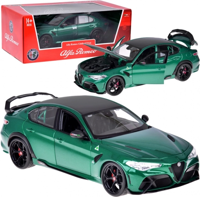 Alfa Romeo Giulia GTAm Quadrifoglio car model 1:18