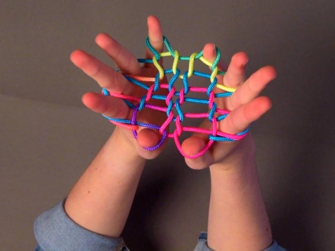 Neo String Craft Skill Game