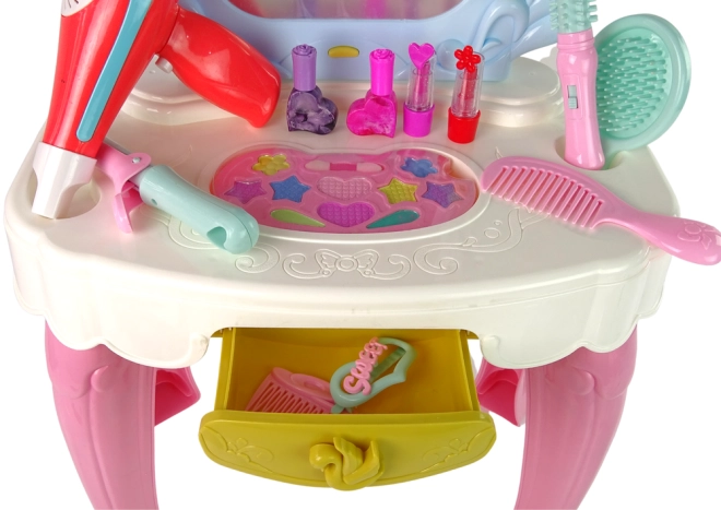 Rich 24-piece accessory set