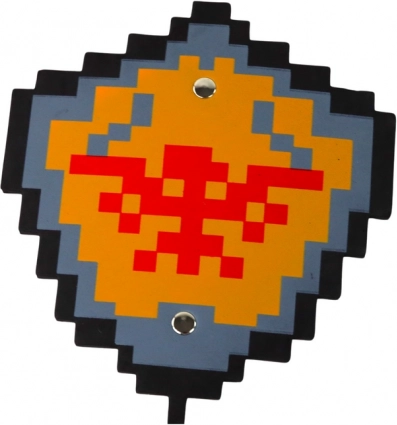 Scudo con presa salda e design pixel evidente