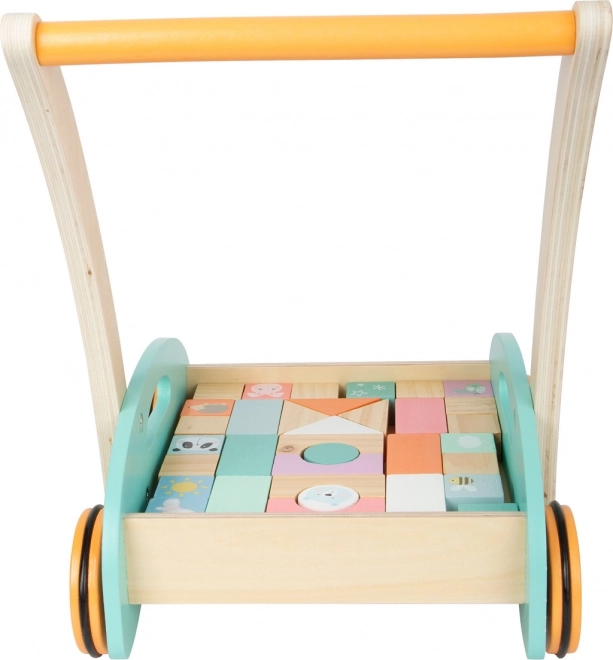 Stable wooden construction in pastel colors