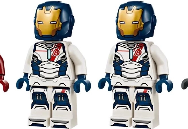 Iron Man a Iron Legion v boji