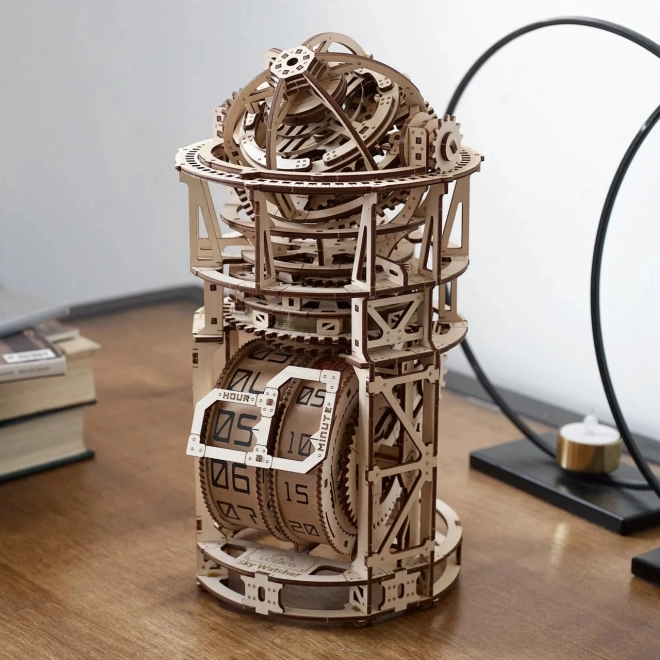 Ugears houten mechanisch model uurwerk met tourbillon