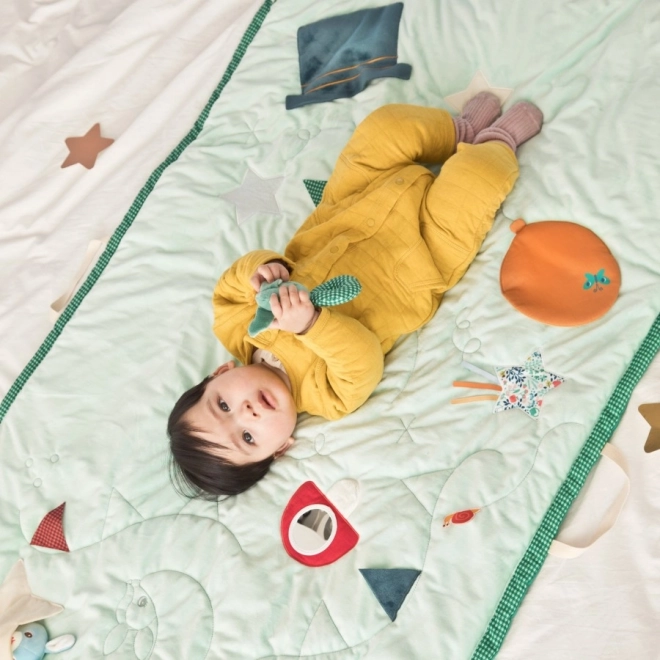 Sensory play mat for first discoveries