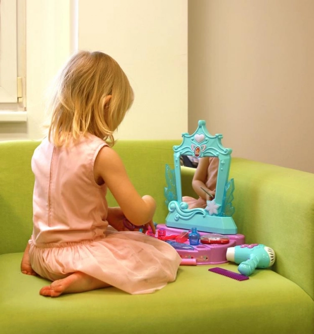 Hairdressing Mirror with Accessories