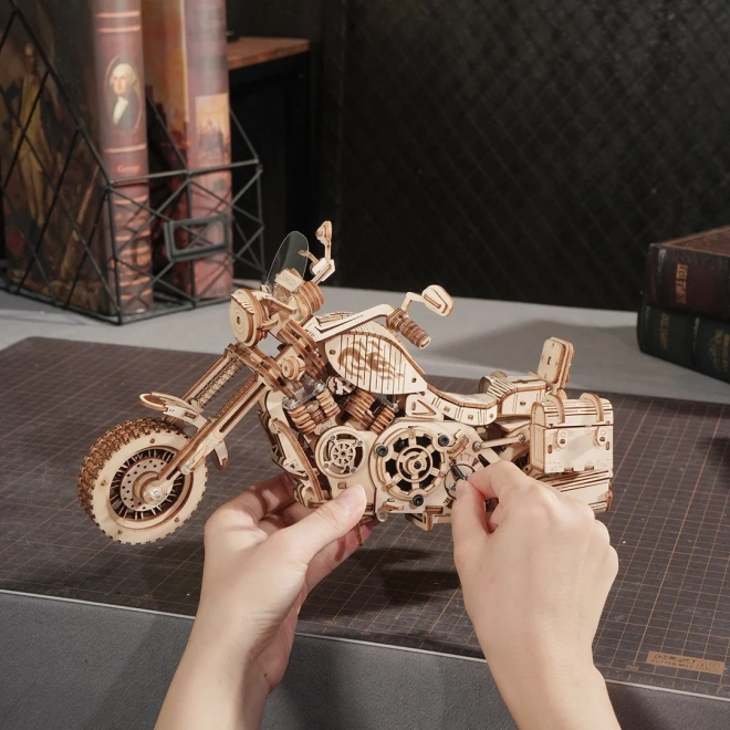 Robotime Rokr 3D Wooden Puzzle Cruiser Motorcycle