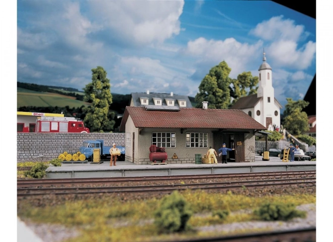 Piko Hobby Burgstein Station Warehouse Model