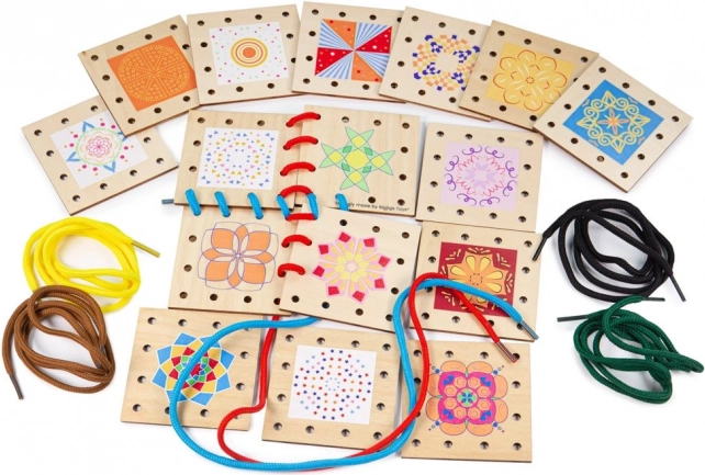 16 wooden tiles and plenty of laces