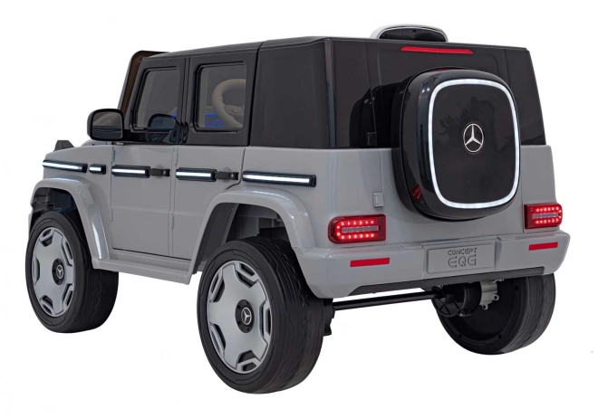 Vehiculul Mercedes Benz EQG – Stříbrné