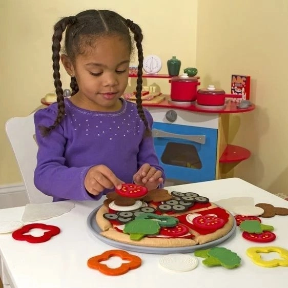 Felt Pizza Set by Melissa and Doug