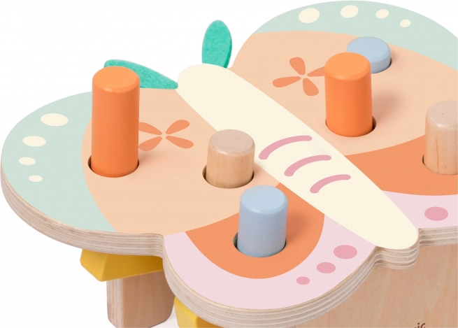 Dřevěný stoleček s pastelkami CLASSIC WORLD Montessori Motýlek