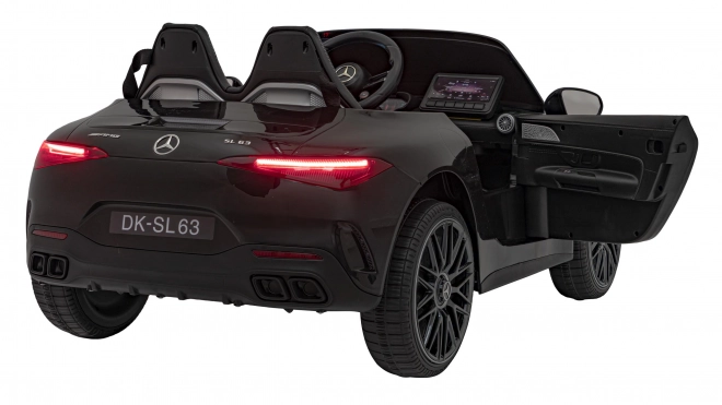 Fahrzeug Mercedes Benz AMG SL63 – Schwarz