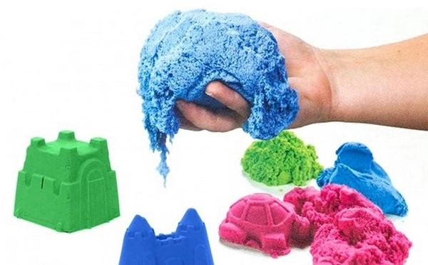 Red Kinetic Sand in Pouch