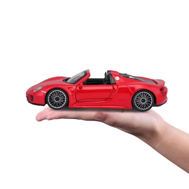 Die-cast Model Car Porsche 918 Spyder by Bburago