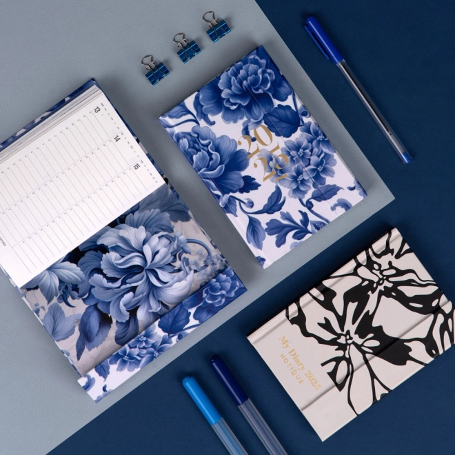 Weekly Magnetic Diary Blue Floral 2025