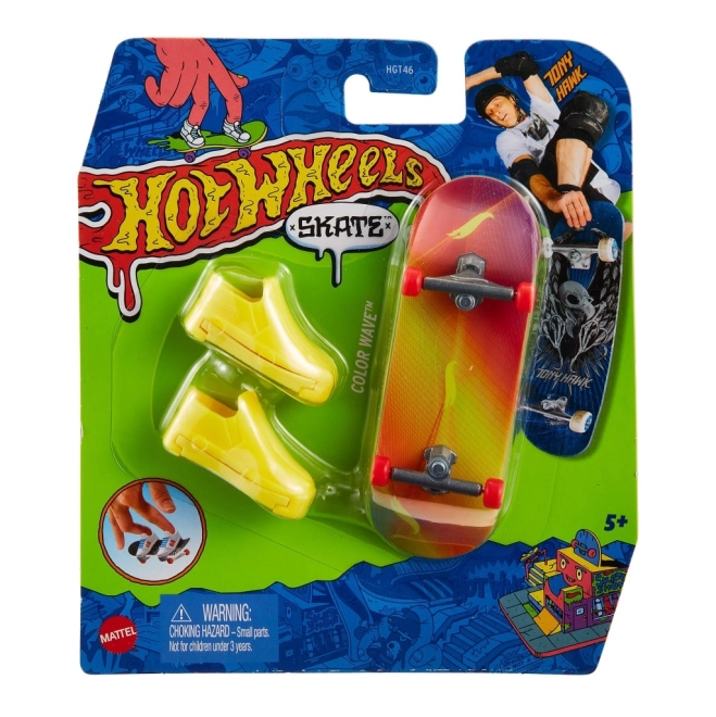 Fingerboard with Removable Skate Shoes by Hot Wheels