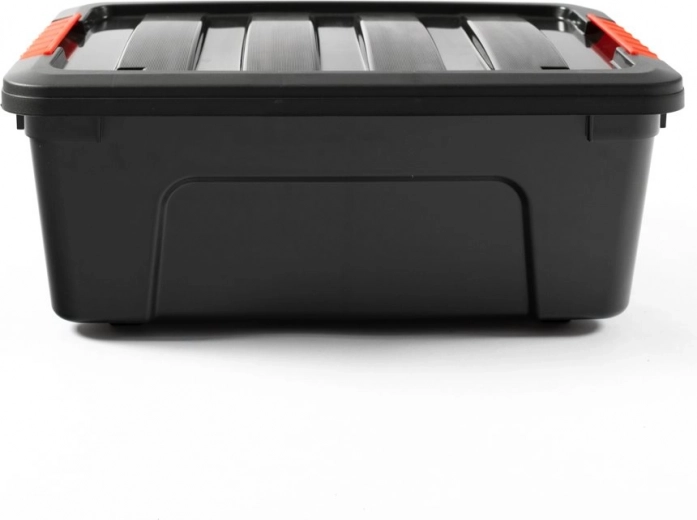 Compact yet spacious