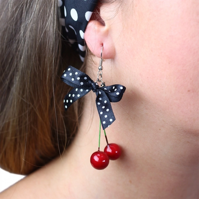 Cherry Retro Accessory Set