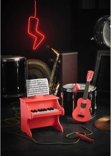 Play that develops rhythm and musical ear