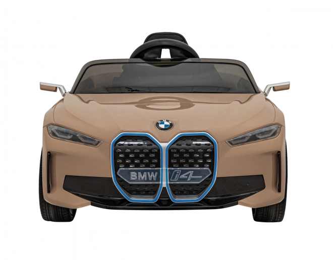 Auto BMW i4 na akumulátor pre deti biele – Zlaté