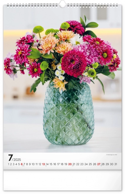 Wall Calendar Bouquet 2025