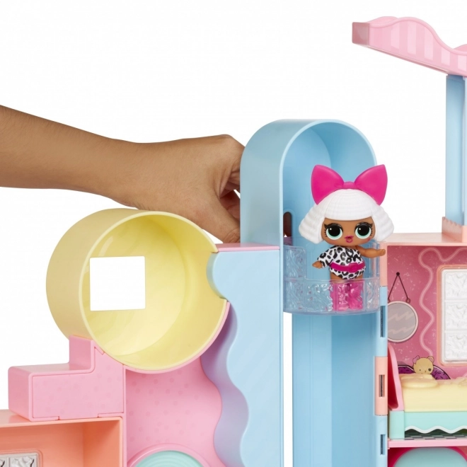 Dollhouse with Kinetic Sand L.O.L. Surprise