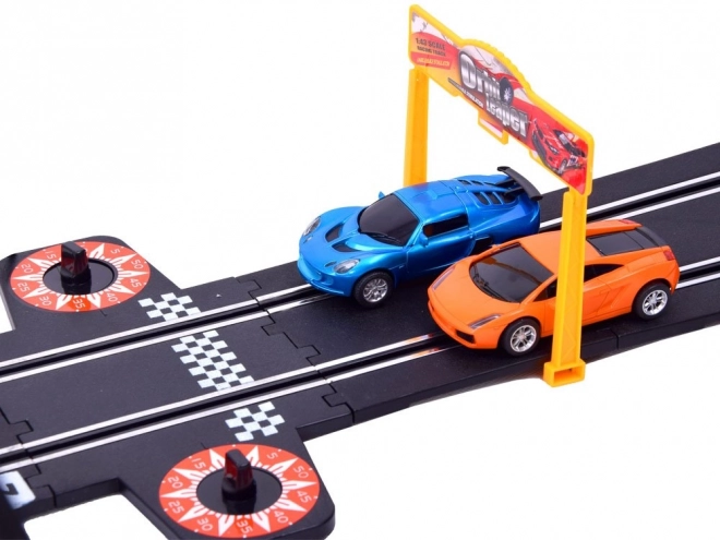 large racing track with two cars 787 cm route