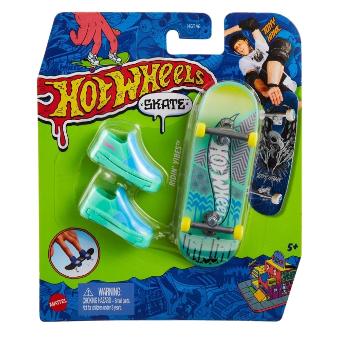 Fingerboard with Removable Skate Shoes by Hot Wheels