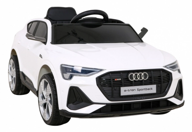 Audi E-Tron Sportback pre deti + Pilot + pohon 4x4 + pomalý rozjazd + rádio MP3 + LED – Biela