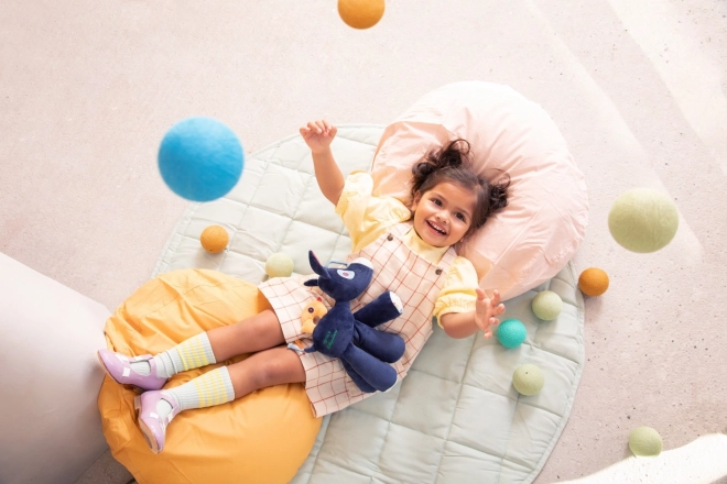 Supports senses and fine motor skills